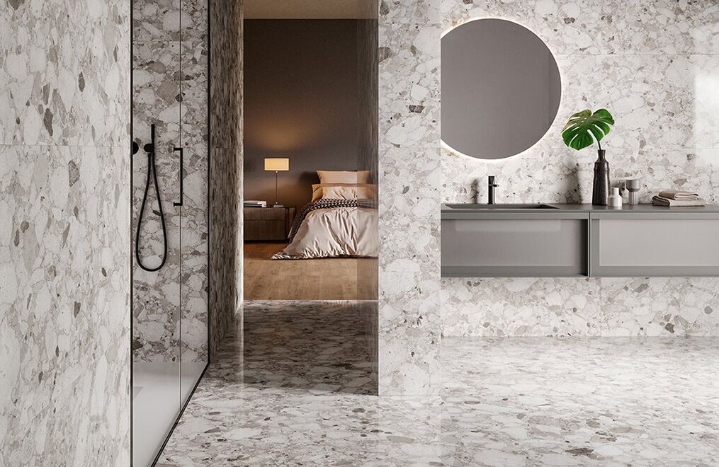Venistone by Sant'Agostino - Image 2