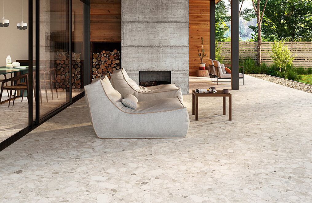 Venistone by Sant'Agostino - Image 7