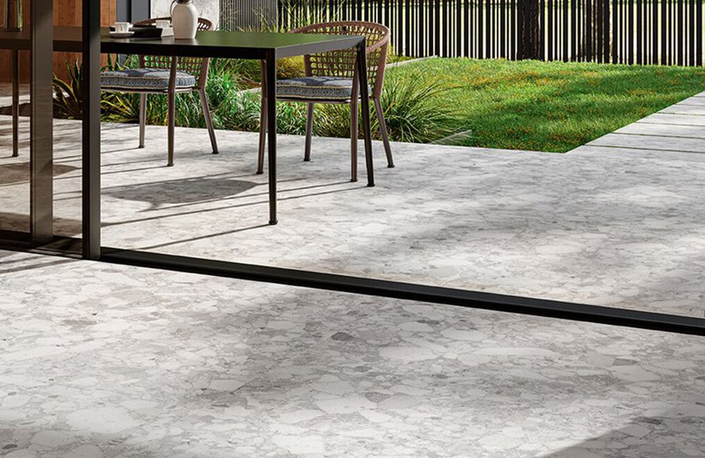 Venistone by Sant'Agostino - Image 10
